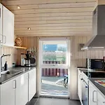 In With Kitchen Tarm