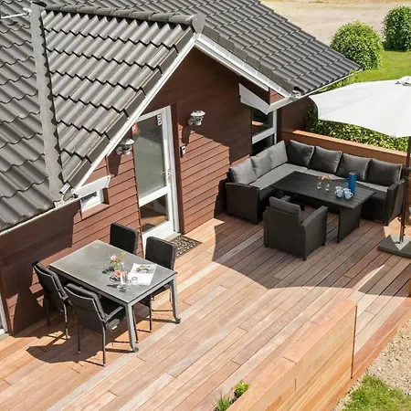 Holiday home In With Kitchen *