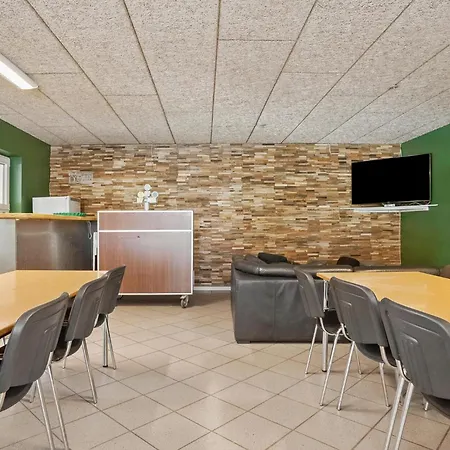 In With Kitchen * Tarm